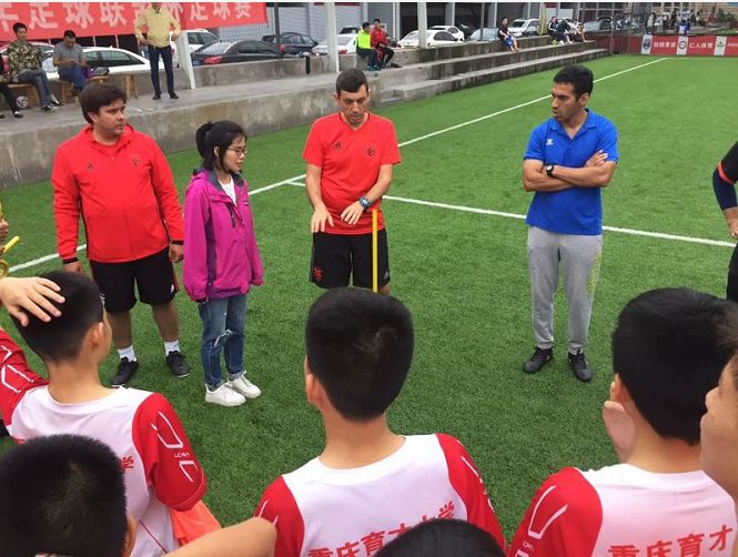 中国少年闪耀葡萄牙超级联赛开幕式,重庆育